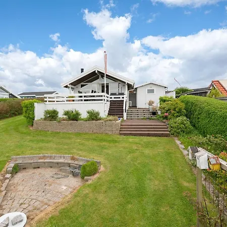 Heimeram - 150m From The Sea By Interhome Hejls