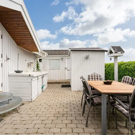 Heimeram - 150m From The Sea By Interhome Hejls